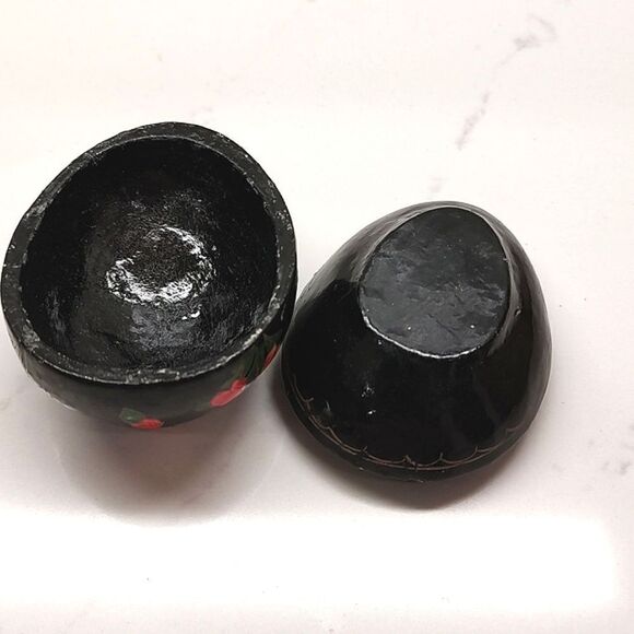 Vintage Kashmir Hand Painted Floral Paper Mache Egg Trinket Box - Picture 3 of 9